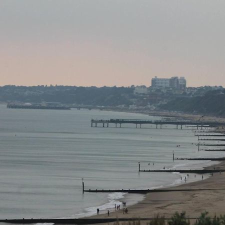 Tranquillity Apartment Bournemouth Bagian luar foto